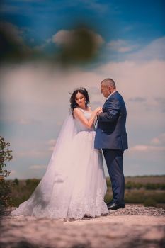 33812655 2092658397680092 598770371511975936 o