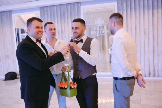 43042974 2198907787055152 6213110058444652544 o